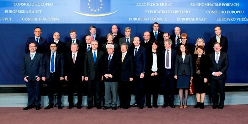 18-12-2013 Simvoulio Ypourgon-Vrixelles