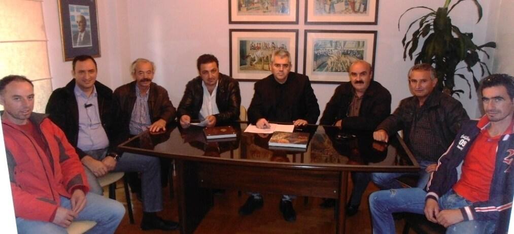 foto typos031212b xarakopoulos